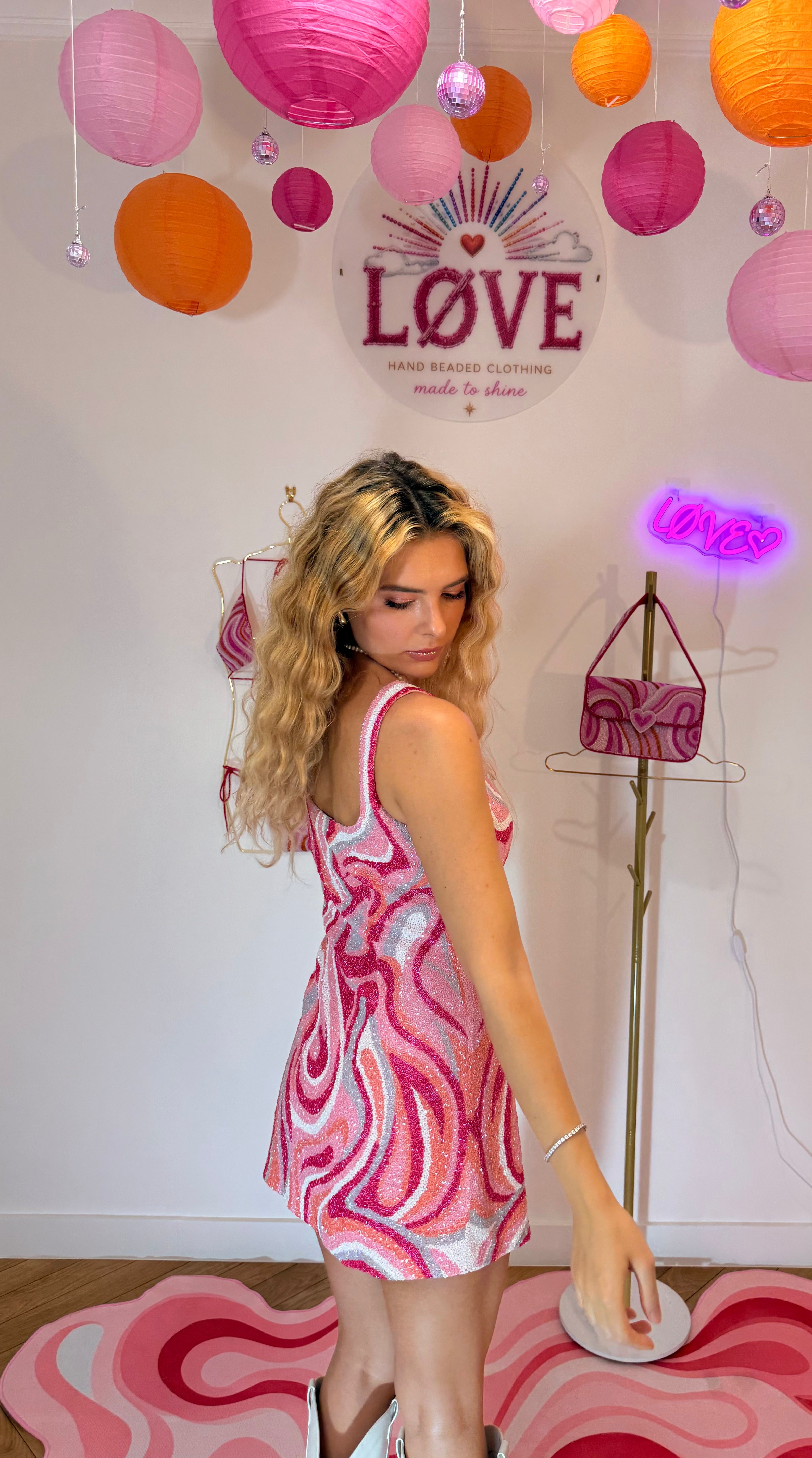 Robe perlée LØVE
