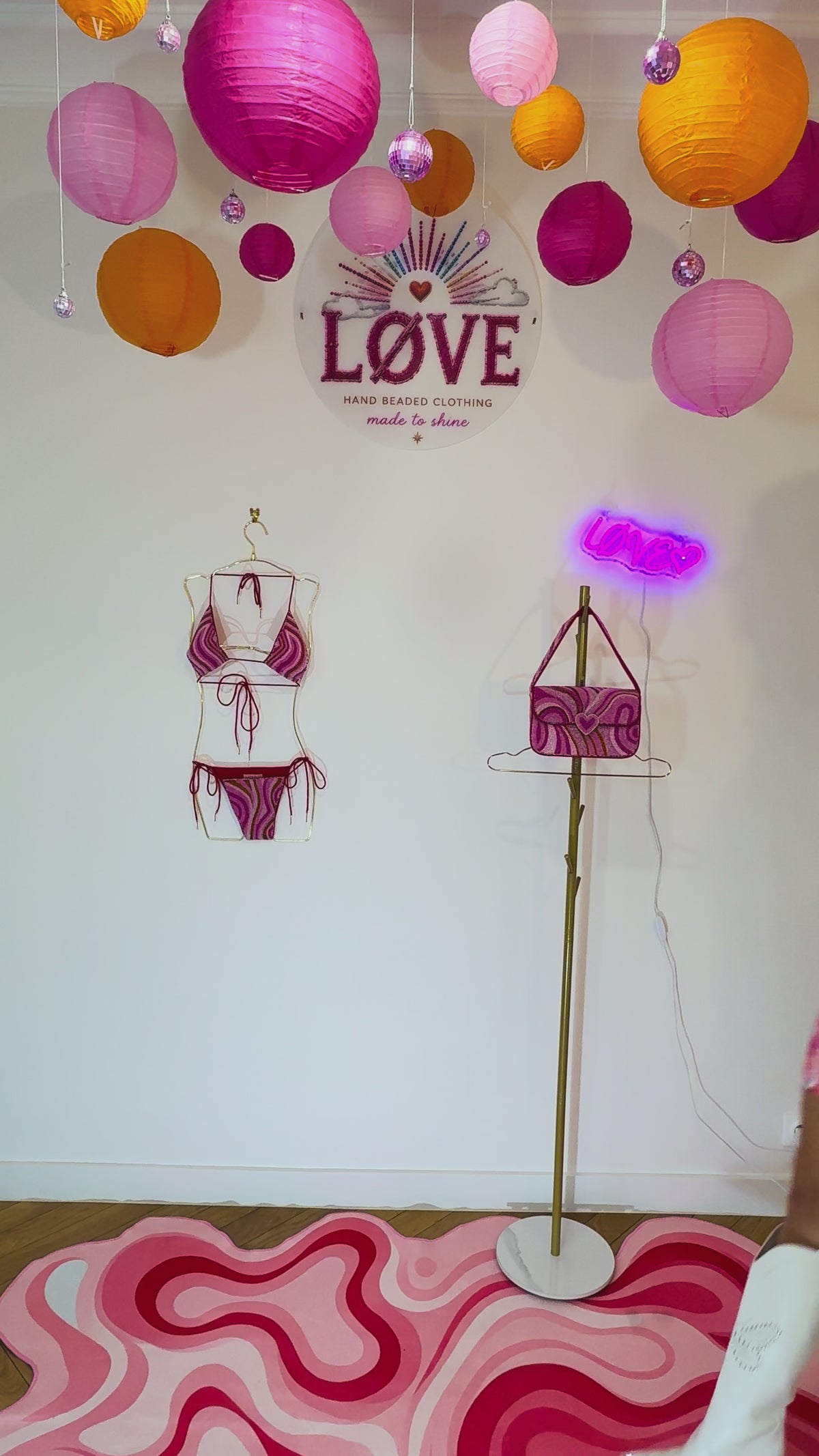 Robe perlée LØVE