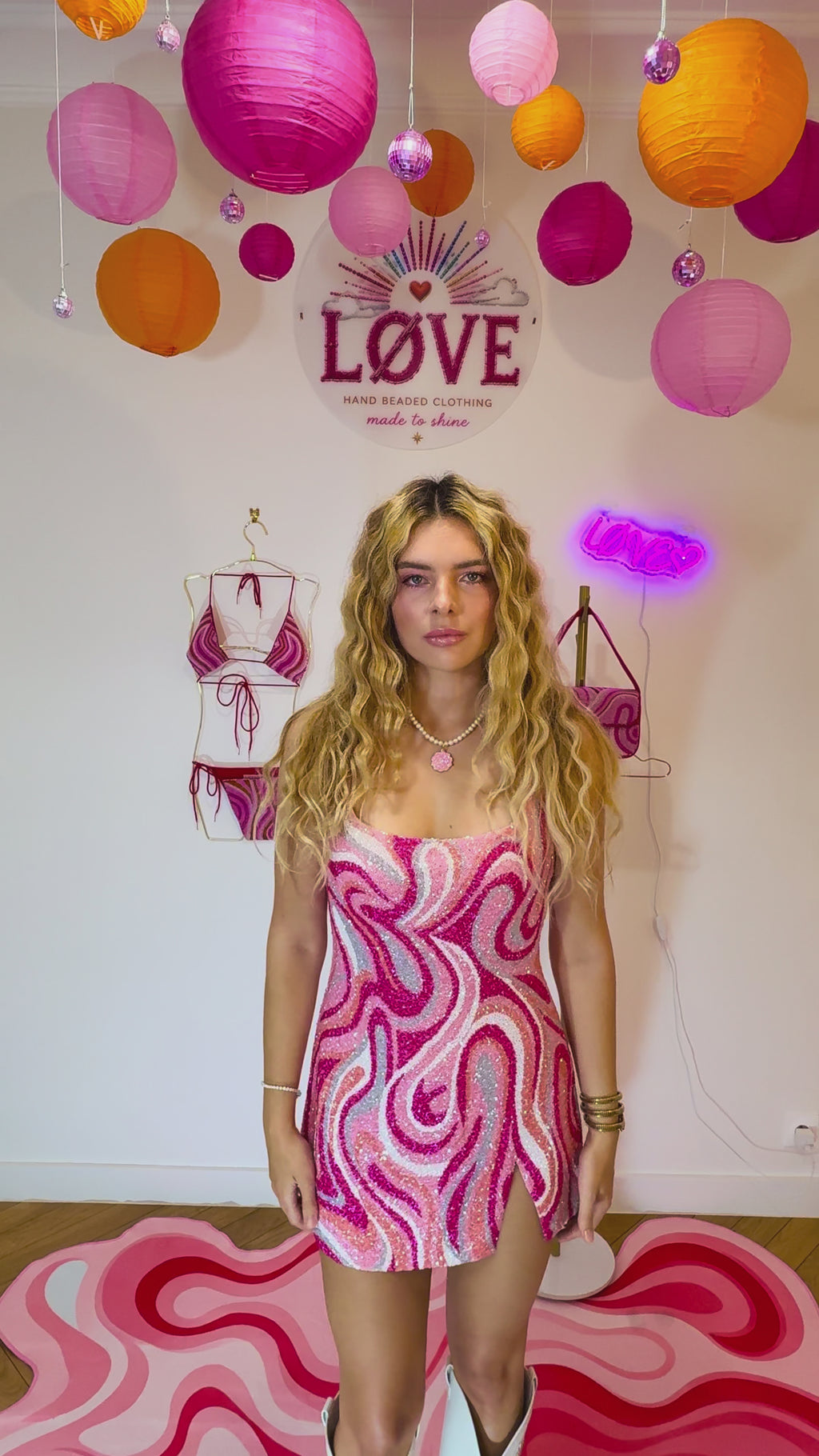 Robe perlée LØVE